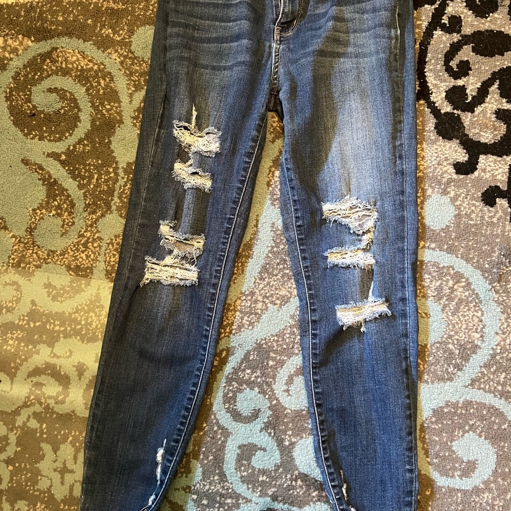 Judy Blue Ripped Skinny Jeans in Classic Blue
